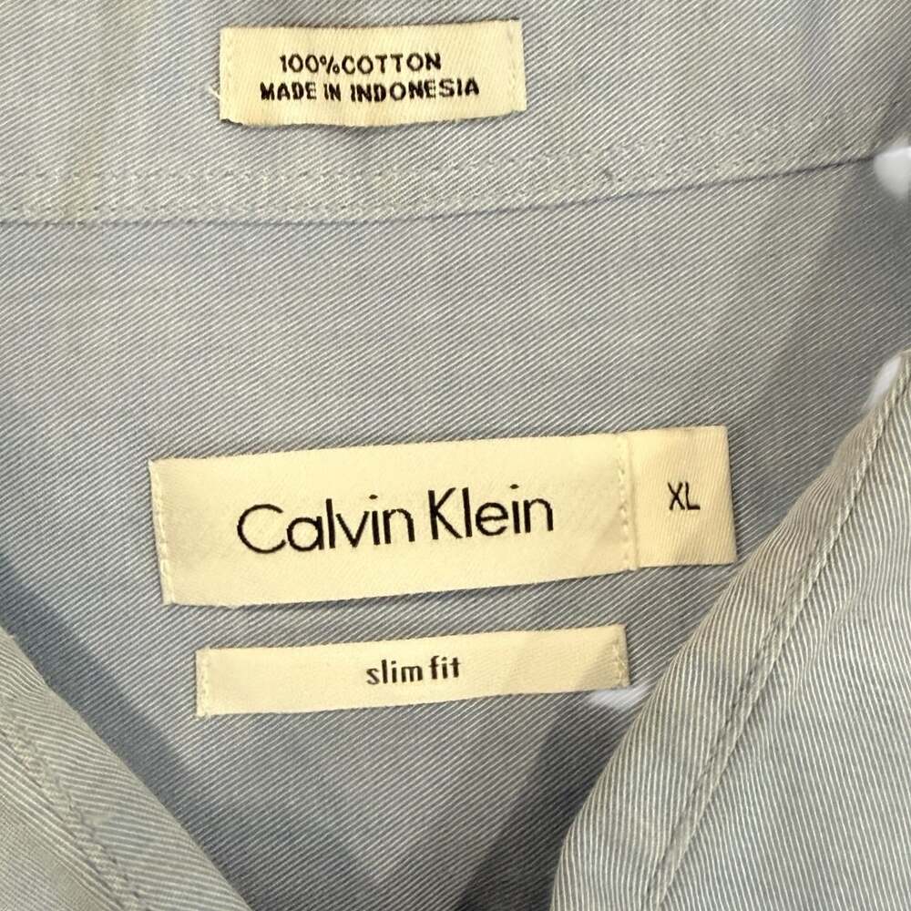 Calvin Klein Men's SlimFit Light Blue 100% Cotton Long Sleeve Button Down SZ XL - Picture 2 of 5